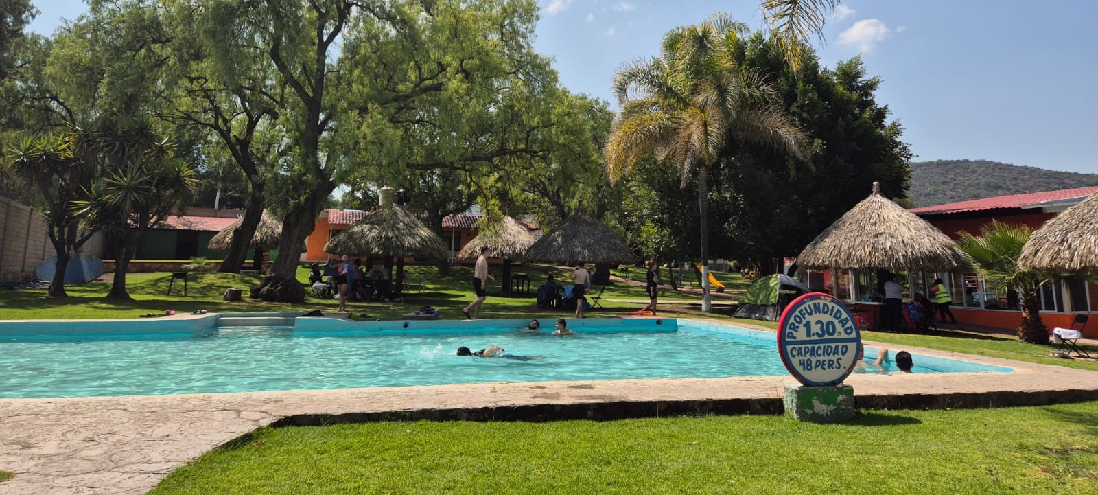 Alberca de agua termal